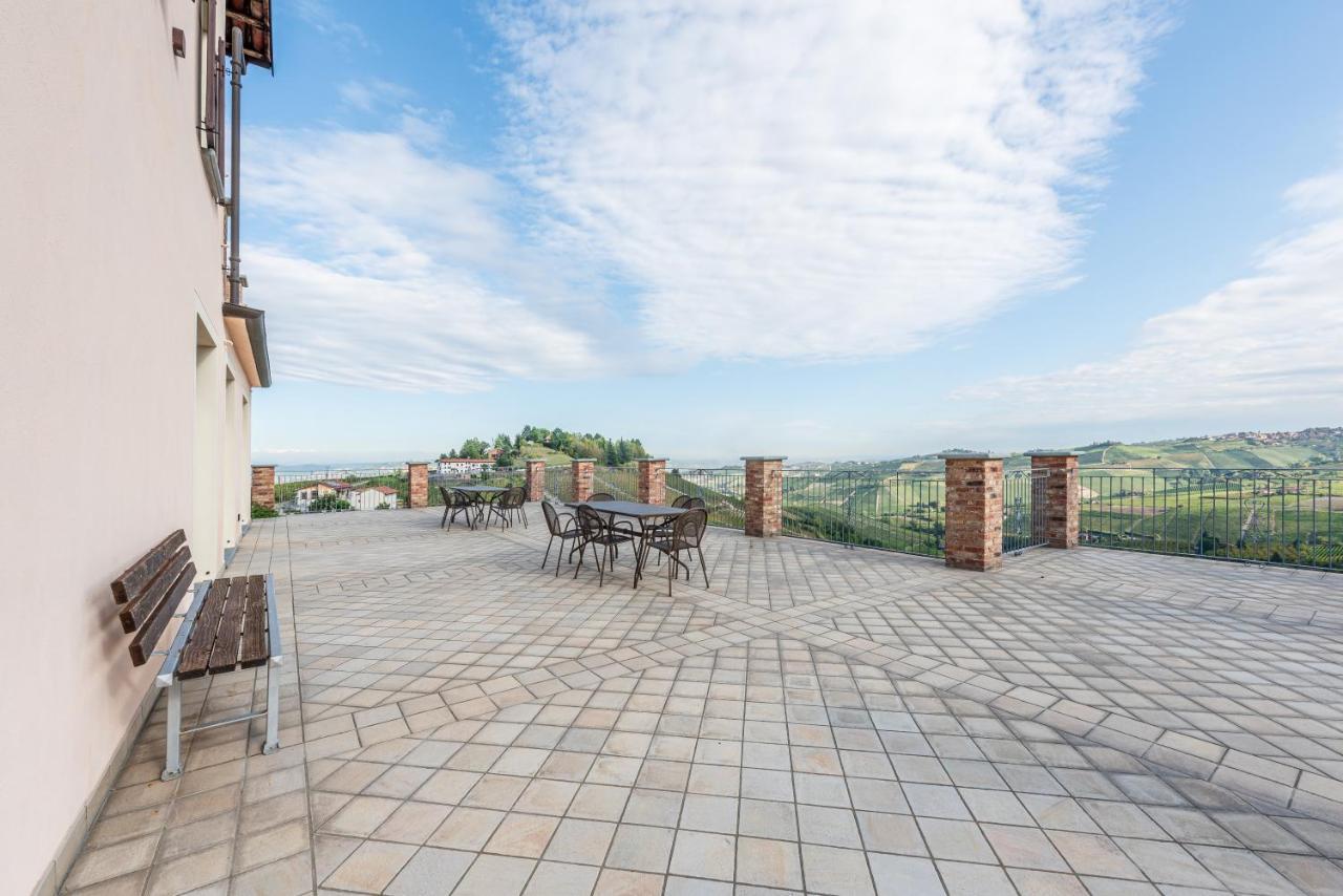 Villa Bricco Paglieri, Entire Villa Alba  Luaran gambar