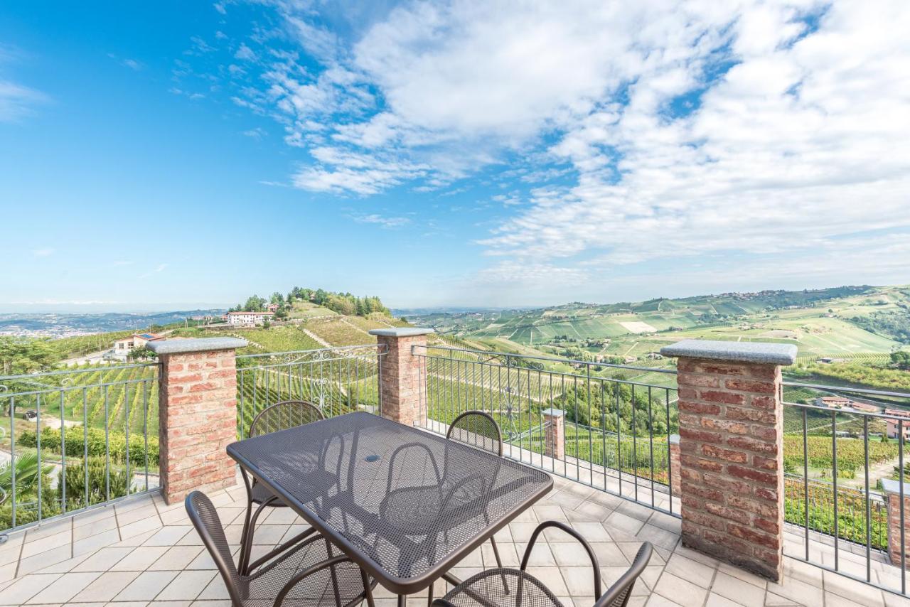 Villa Bricco Paglieri, Entire Villa Alba  Luaran gambar