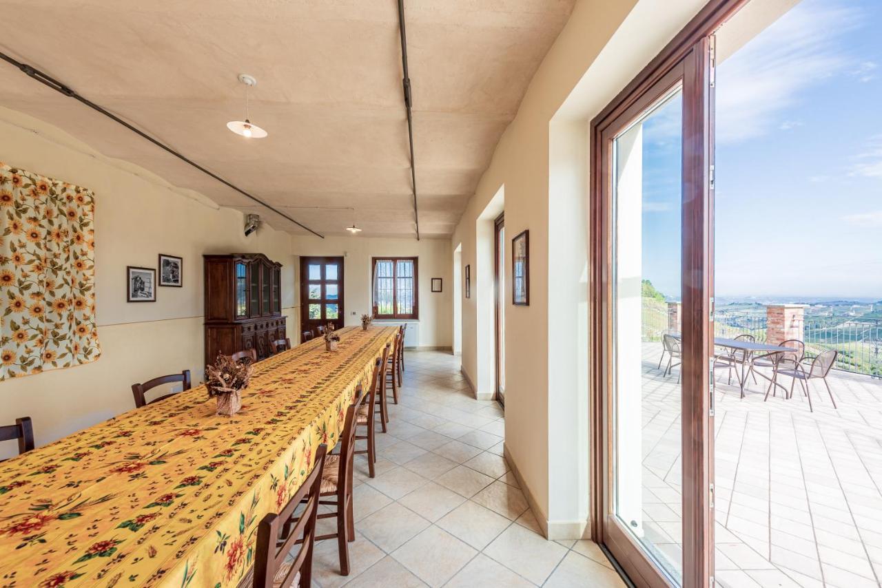Villa Bricco Paglieri, Entire Villa Alba  Luaran gambar