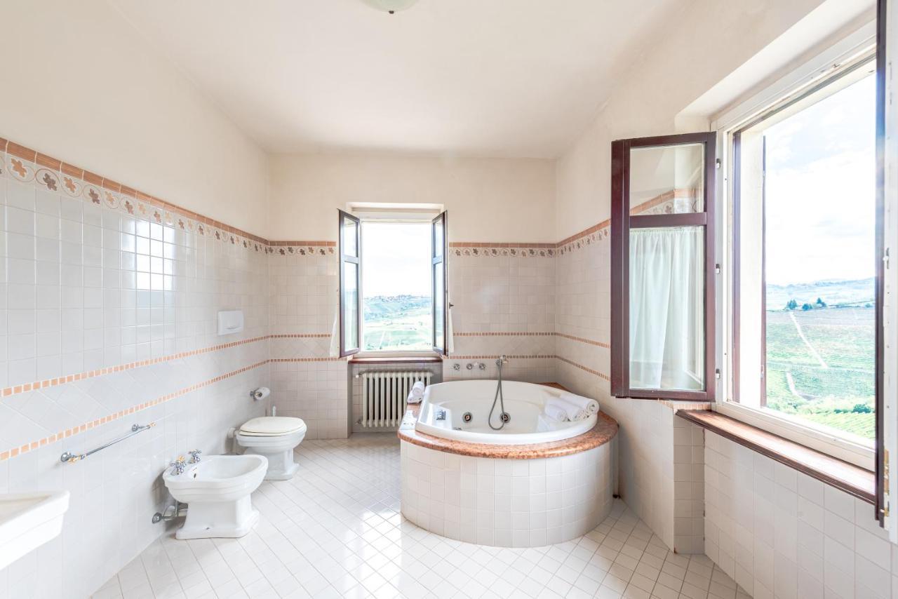 Villa Bricco Paglieri, Entire Villa Alba  Luaran gambar