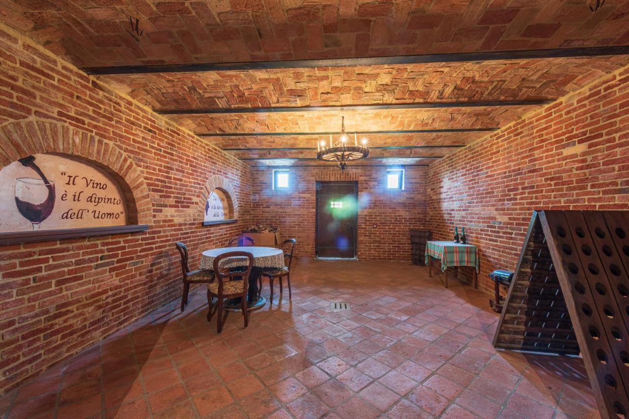 Villa Bricco Paglieri, Entire Villa Alba  Luaran gambar