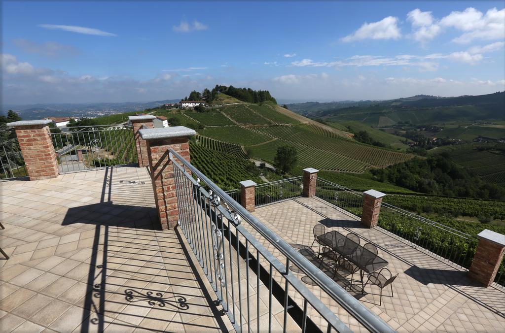 Villa Bricco Paglieri, Entire Villa Alba  Luaran gambar