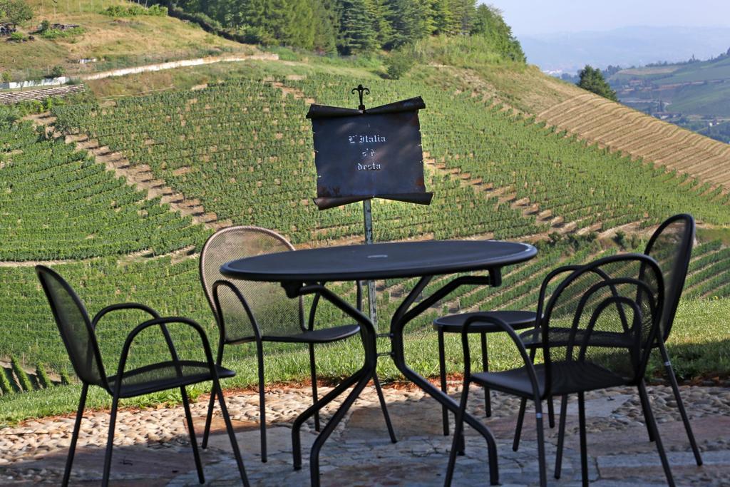 Villa Bricco Paglieri, Entire Villa Alba  Luaran gambar